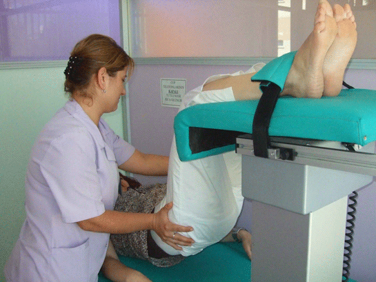 Fıtık Patlaması Belirtileri ve Tedavisi